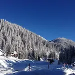 Oda ve Kahvaltı Eirl Dolomites Retreat 4*