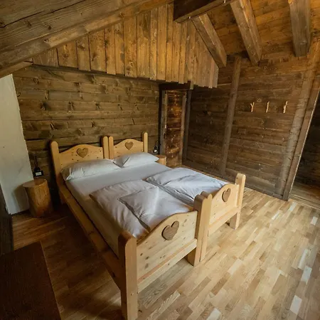 Eirl Dolomites Retreat Bed & Breakfast 4*