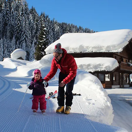 Eirl Dolomites Retreat Bed & Breakfast 4*