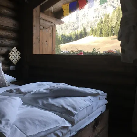 Eirl Dolomites Retreat Bed & Breakfast