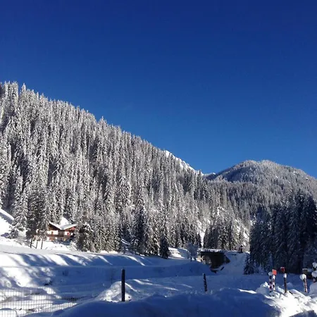 Bed & Breakfast Eirl Dolomites Retreat 3*