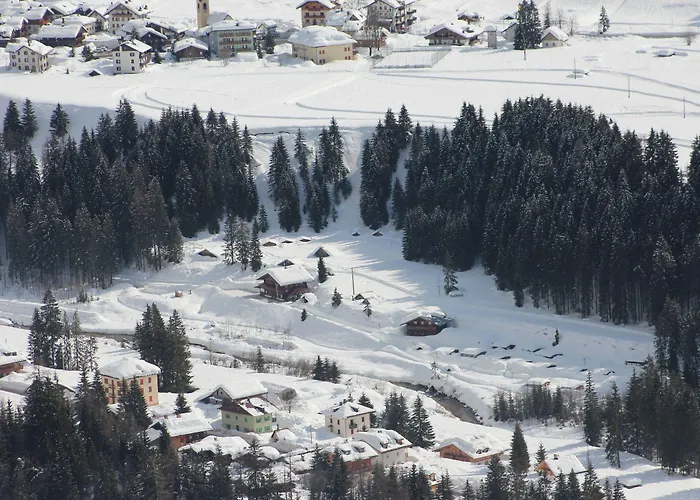 Eirl Dolomites Retreat Bed & Breakfast 3*